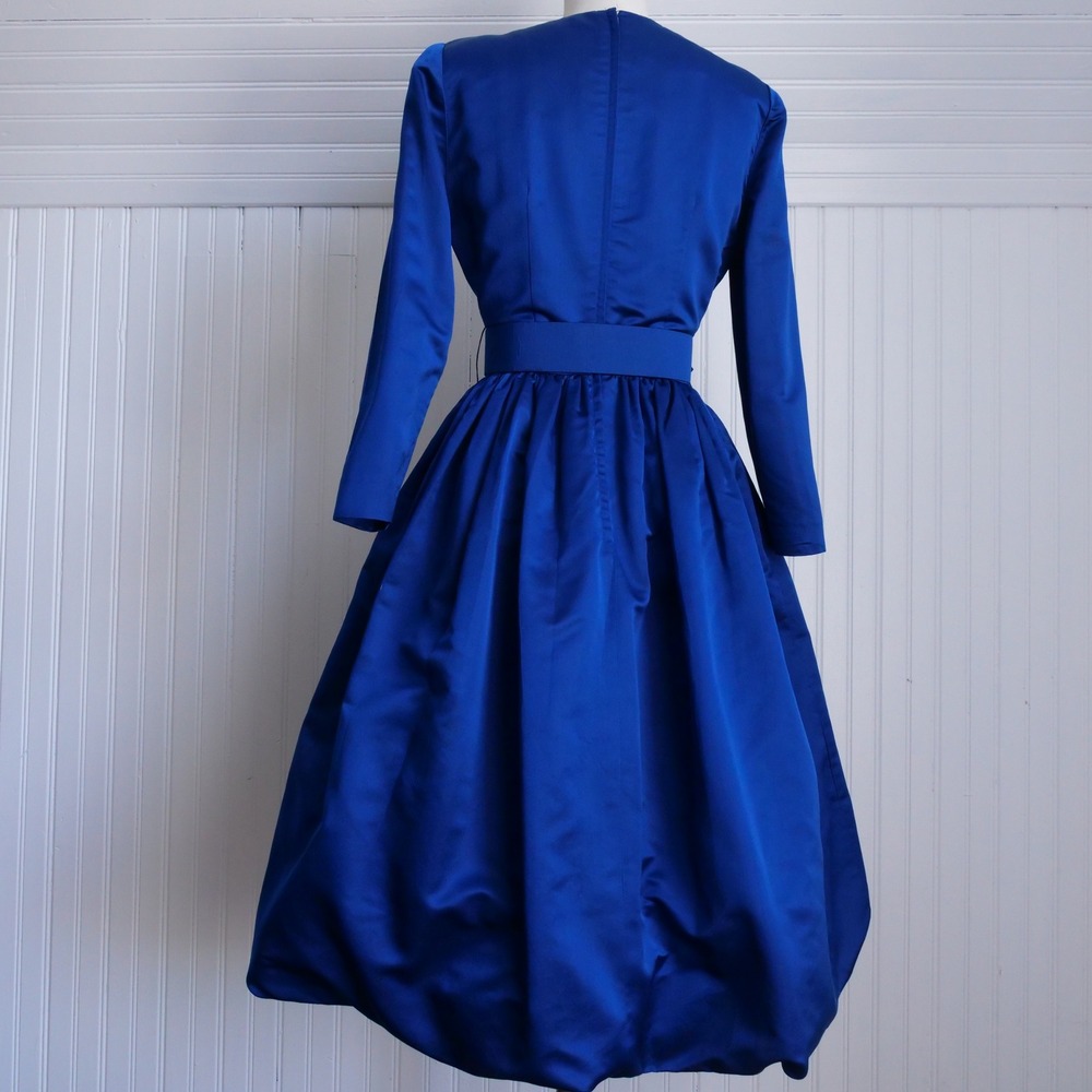 AMAZING 90s William Pearson‎ cobalt blue satin bubble hem cocktail dress - Picture 8 of 8